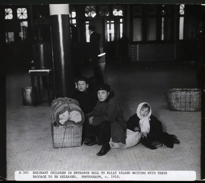 Framed Print : Emigrant Children Wait In Ellis Island Framed Print : Emigrant Children Wait In Ellis Island