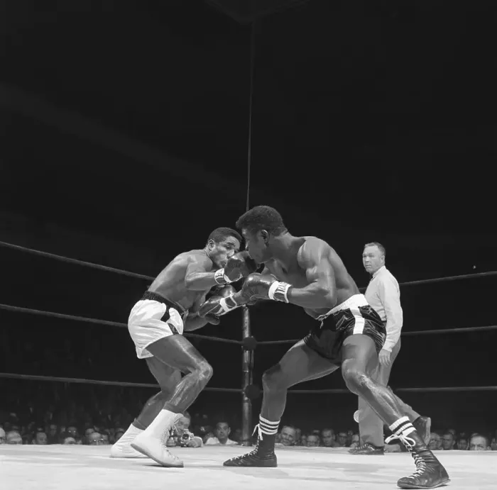 Framed Print : Emile Griffith and Luis Rodriguez Bout Framed Print : Emile Griffith and Luis Rodriguez Bout