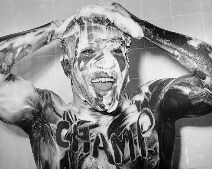 Framed Print : Emile Griffith Washing Himself Framed Print : Emile Griffith Washing Himself