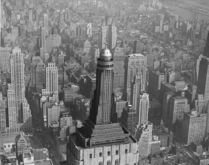 Framed Print : Empire State Top Framed Print : Empire State Top