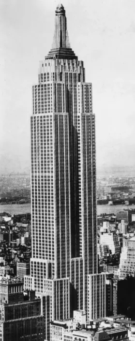 Framed Print : Empire State Building Framed Print : Empire State Building