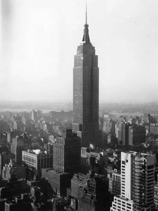 Framed Print : Empire State Building Framed Print : Empire State Building