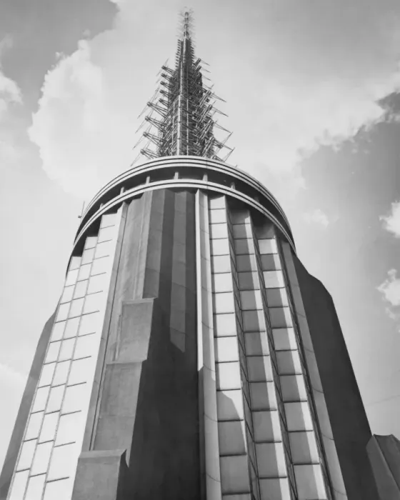 Framed Print : Empire State Building Framed Print : Empire State Building