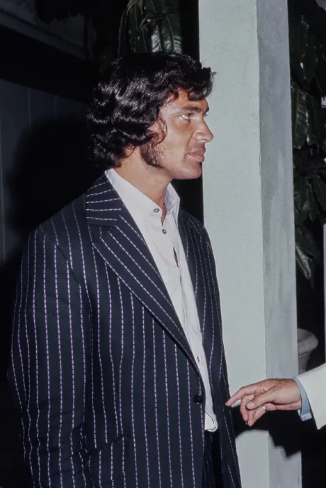 Framed Print : Engelbert Humperdinck, British Singer