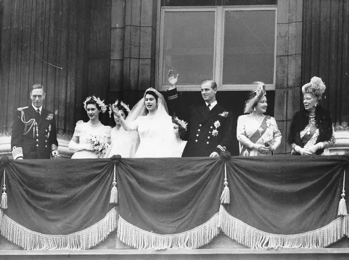 Framed Print : English Royal Party Waving to Crowds Framed Print : English Royal Party Waving to Crowds