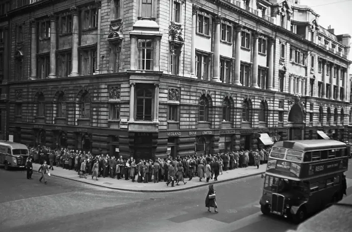 Framed Print : Enrolment At City Of London College