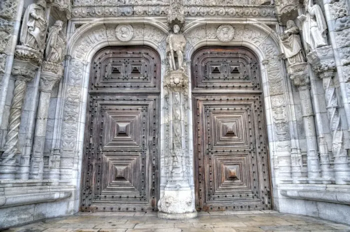 Framed Print : Entrance of the JerAonimos Monastery, Lisbon - Portugal Framed Print : Entrance of the JerAonimos Monastery, Lisbon - Portugal