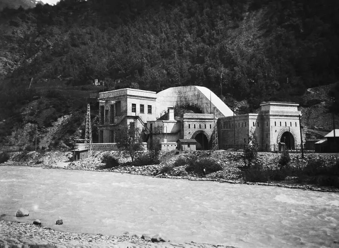 Framed Print : Entrance To The Simplon Tunnel In Brieg Framed Print : Entrance To The Simplon Tunnel In Brieg