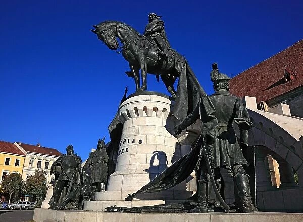 Equestrian statue of Matthias Corvinus, Matthias Rex, Cluj-Napoca, German Klausenburg, St. Michaels Church is the most important example of a Gothic hall church in Transylvania, Romania