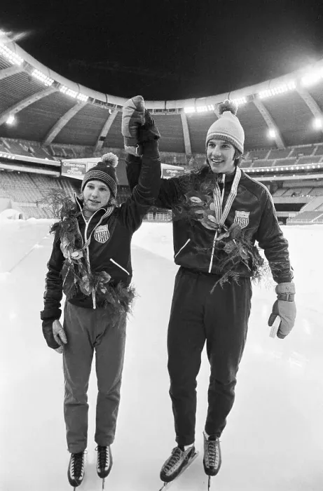 Framed Print : Eric and Beth Heiden Raise Hands in Victory Framed Print : Eric and Beth Heiden Raise Hands in Victory
