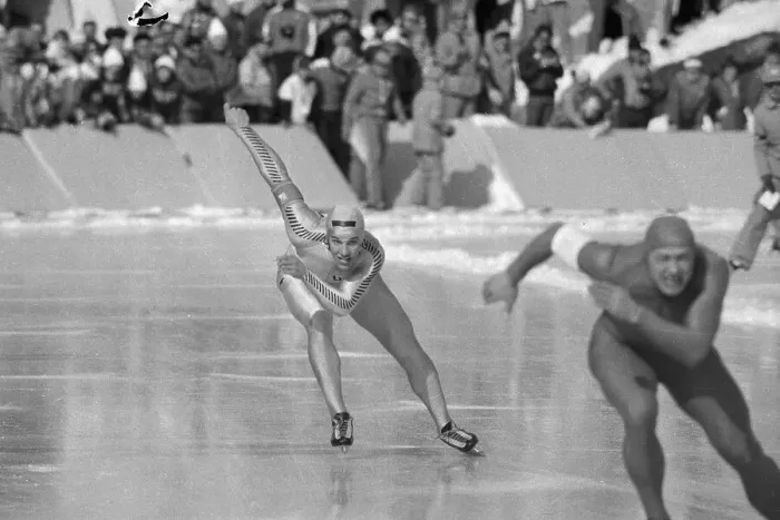 Framed Print : Eric Heiden in 500 Meter Speed Skating Action Framed Print : Eric Heiden in 500 Meter Speed Skating Action