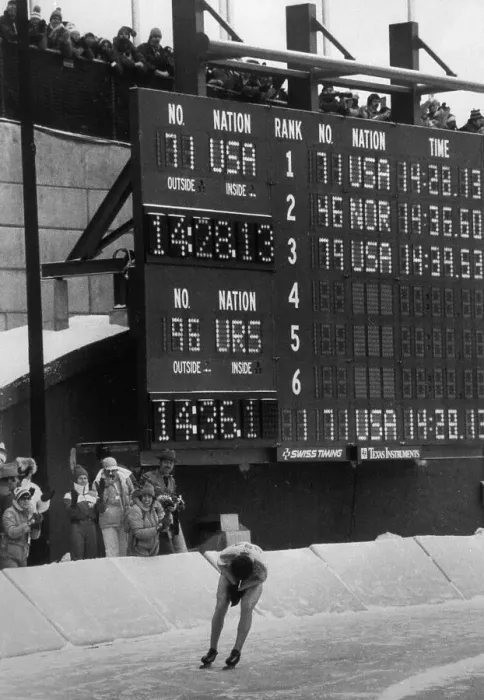 Framed Print : Eric Heiden Passes by His Time on Scoreboard