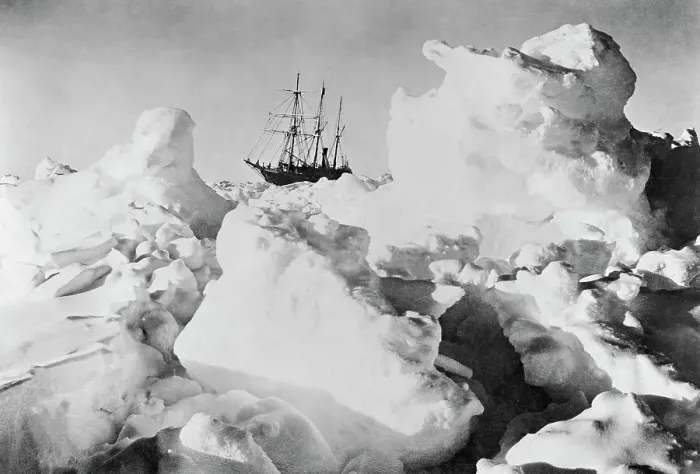 Framed Print : Ernest Shackleton's Ship Endurance Trapped in Ice Framed Print : Ernest Shackleton's Ship Endurance Trapped in Ice