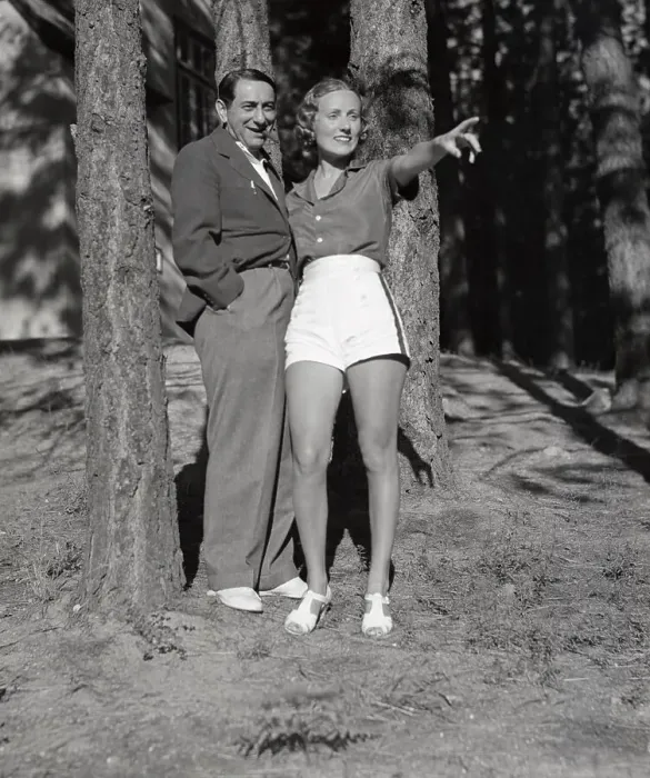 Framed Print : Ernst Lubitsch and Vivian Gaye Standing by Trees Framed Print : Ernst Lubitsch and Vivian Gaye Standing by Trees