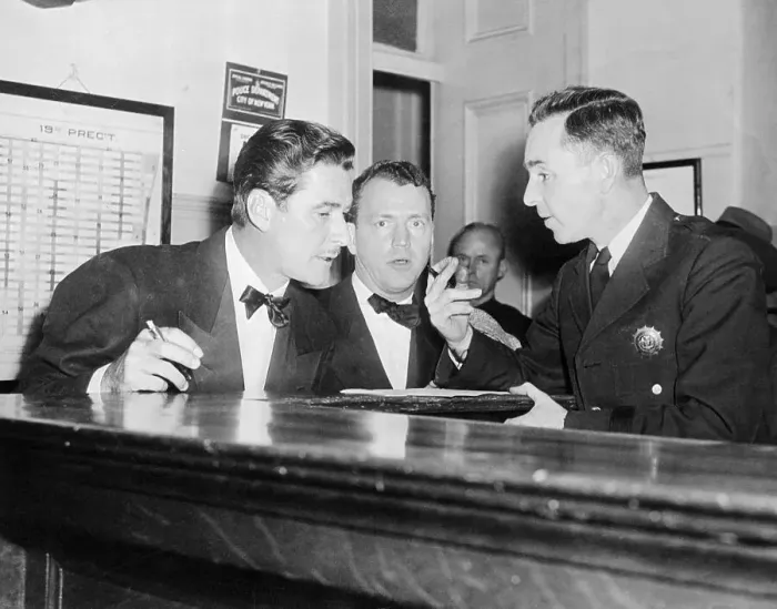 Framed Print : Errol Flynn and Joseph McQuade Arguing Framed Print : Errol Flynn and Joseph McQuade Arguing