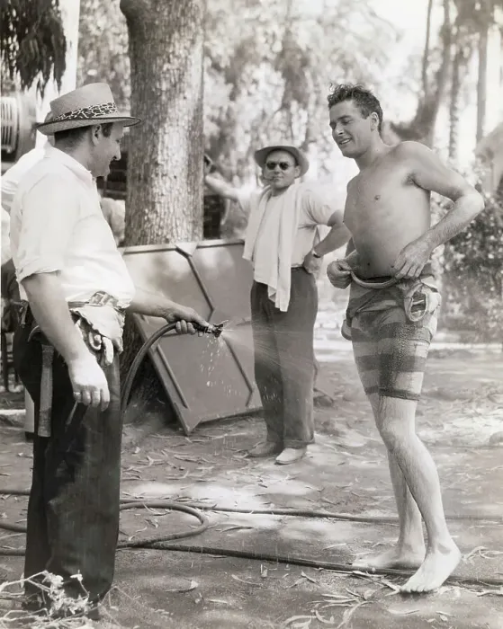 Framed Print : Errol Flynn Behind the Scenes in Bathing Suit Framed Print : Errol Flynn Behind the Scenes in Bathing Suit