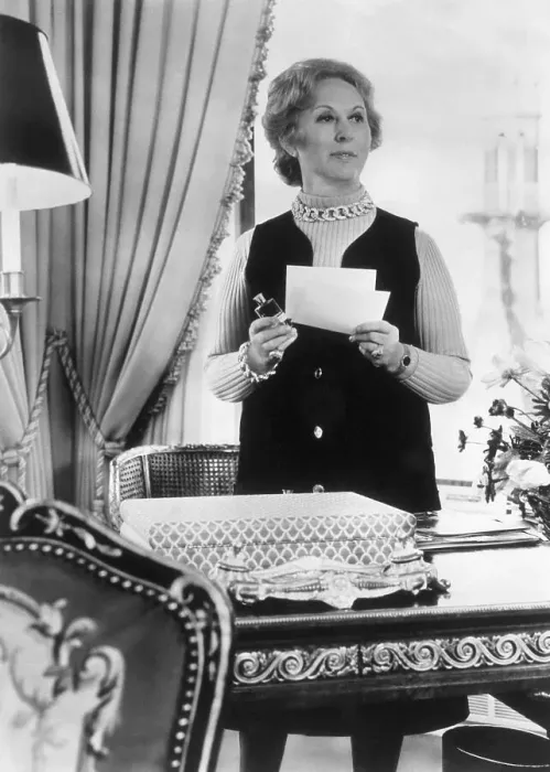 Framed Print : Estee Lauder In Her Office