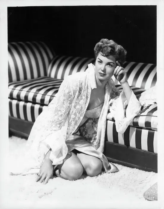 Framed Print : Esther Williams Framed Print : Esther Williams