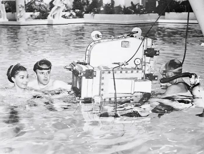 Framed Print : Esther Williams and Howard Keel Filming Jupiter's Darling Framed Print : Esther Williams and Howard Keel Filming Jupiter's Darling
