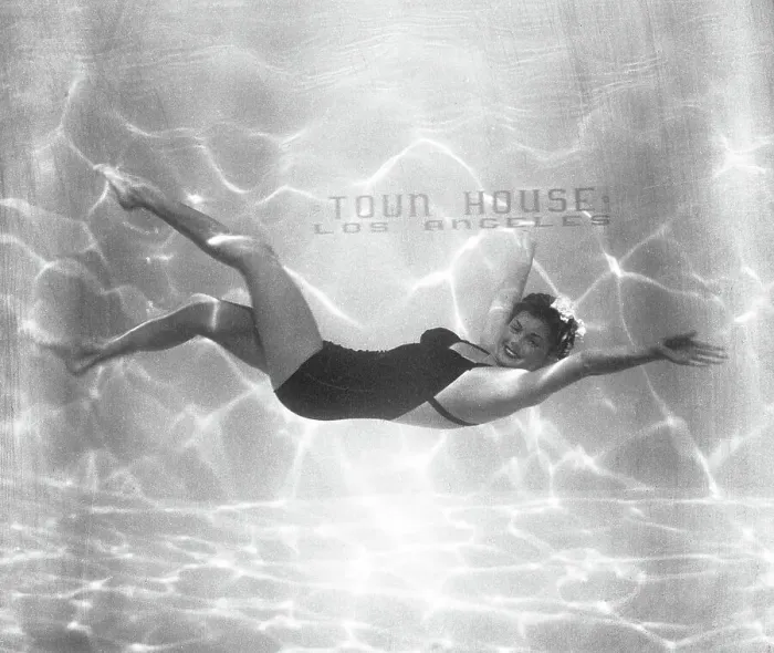 Framed Print : Esther Williams Swims At Town House Framed Print : Esther Williams Swims At Town House