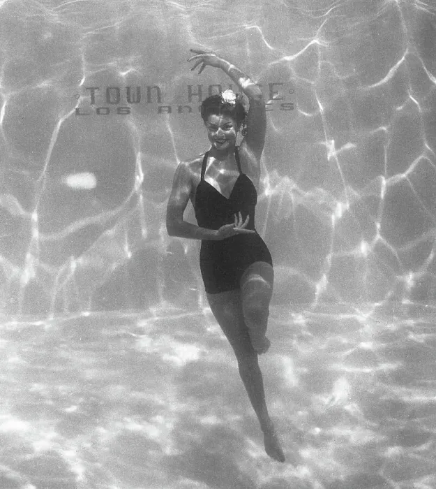 Framed Print : Esther Williams Swims At Town House Framed Print : Esther Williams Swims At Town House