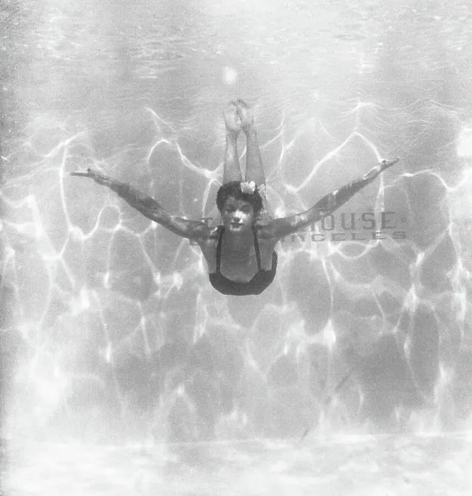 Framed Print : Esther Williams Swims At Town House Framed Print : Esther Williams Swims At Town House