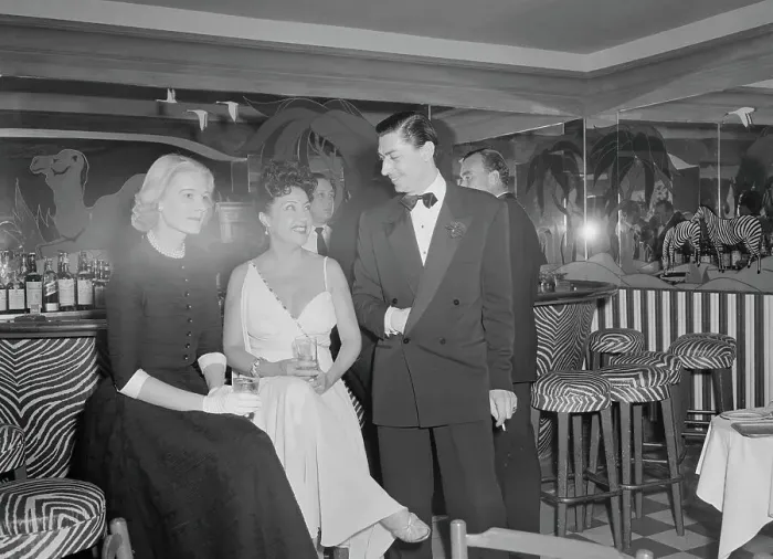 Framed Print : Ethel Merman and Acquaintances at El Morocco Nightclub Bar Framed Print : Ethel Merman and Acquaintances at El Morocco Nightclub Bar