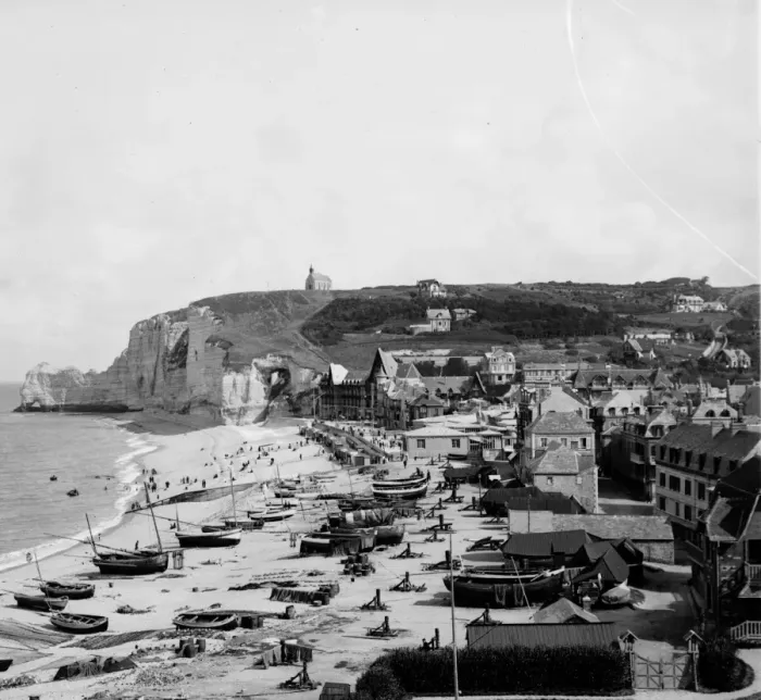 Framed Print : Etretat Beach Framed Print : Etretat Beach