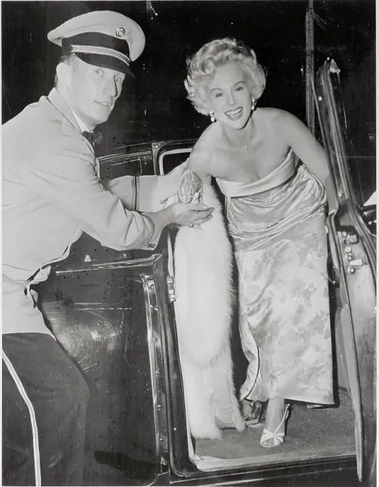 Framed Print : Eva Gabor Being Helped out of Her Limousine Framed Print : Eva Gabor Being Helped out of Her Limousine