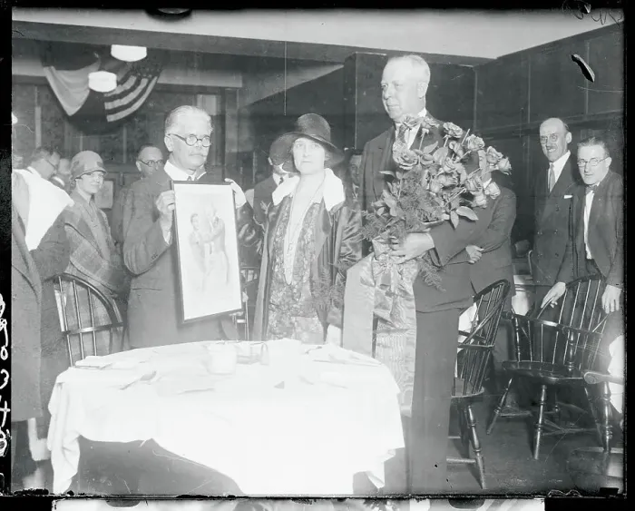 Framed Print : Evangeline Lindberg Receiving Sketch of Charles Lindbergh Framed Print : Evangeline Lindberg Receiving Sketch of Charles Lindbergh