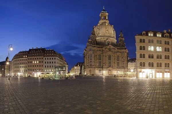 Evening mood in the town centre of Dresden with Frauenkirche, Church of Our Lady, Saxony, Germany, Europe, PublicGround