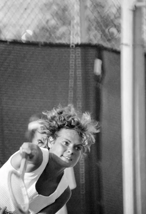 Framed Print : Evonne Goolagong Serving the Ball