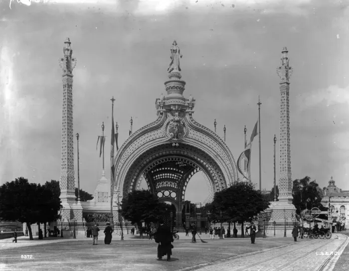 Framed Print : Expo At Paris