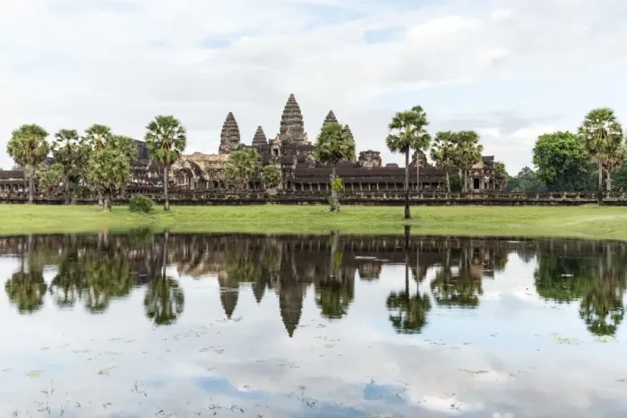 Framed Print : The exterior of Angkor Wat, Cambodia Framed Print : The exterior of Angkor Wat, Cambodia