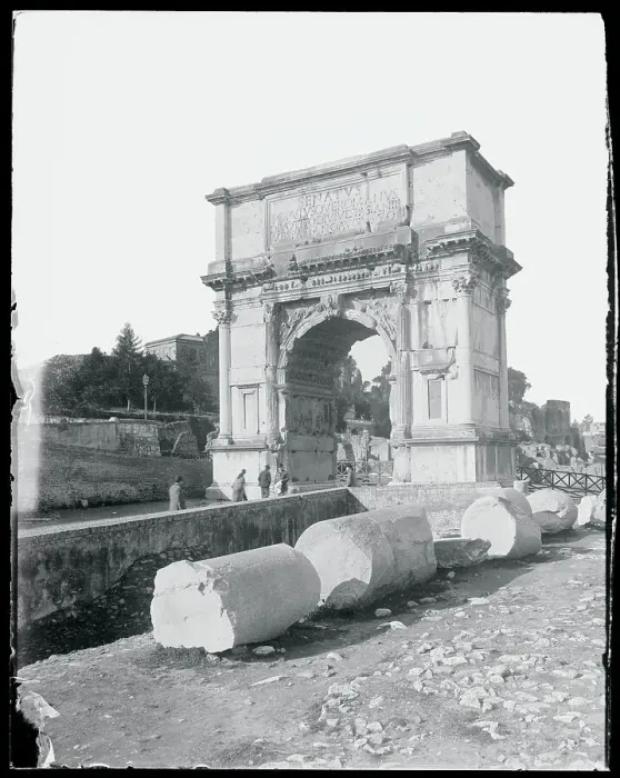 Framed Print : Exterior View of Arch Ruins