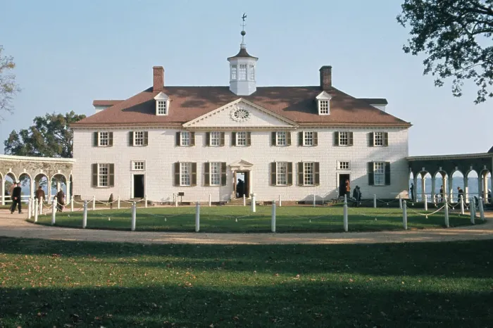 Framed Print : Exterior View of George Washington's Home Framed Print : Exterior View of George Washington's Home