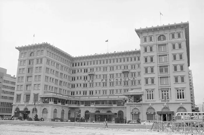 Framed Print : Exterior View Of Peninsula Hotel Framed Print : Exterior View Of Peninsula Hotel