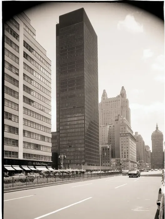 Framed Print : Exterior View of Seagram Building Framed Print : Exterior View of Seagram Building