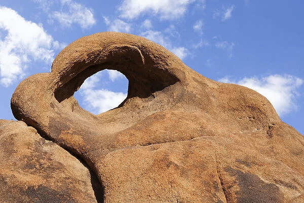 Eye of Cyclops Arch in Alabama Hills, Sierra Nevada Range, California, USA