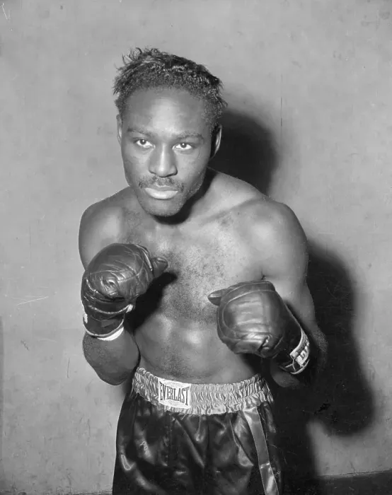 Framed Print : Ezzard Charles in Boxing Stance Framed Print : Ezzard Charles in Boxing Stance