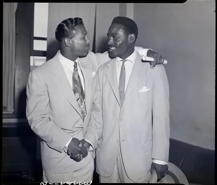 Framed Print : Ezzard Charles and Sugar Ray Robinson Framed Print : Ezzard Charles and Sugar Ray Robinson