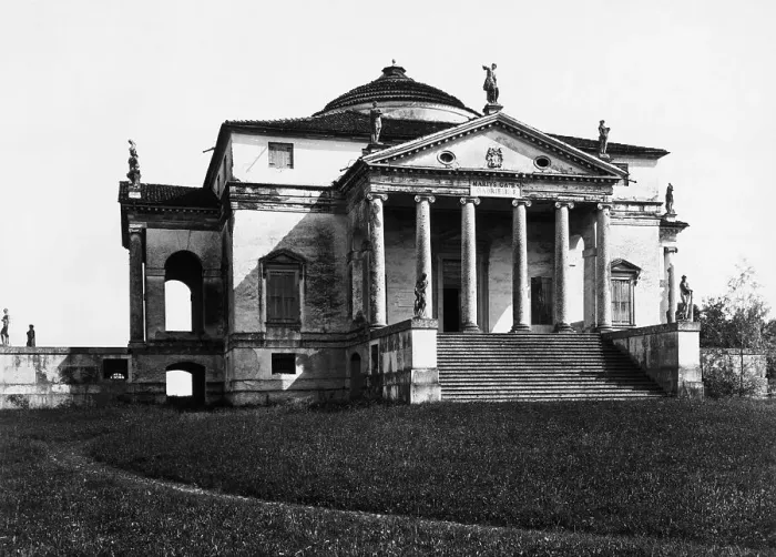 Framed Print : Facade of Villa Rotonda Framed Print : Facade of Villa Rotonda