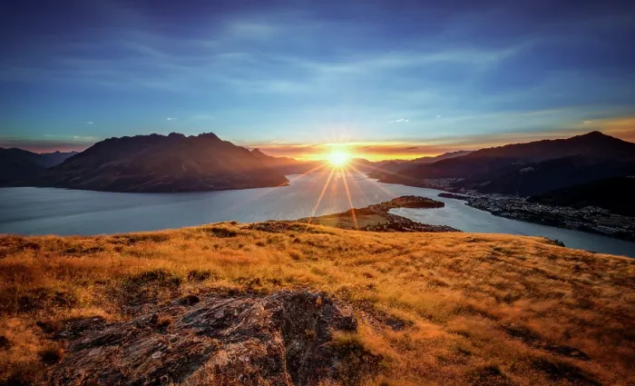 Framed Print : A faceful of sunset
