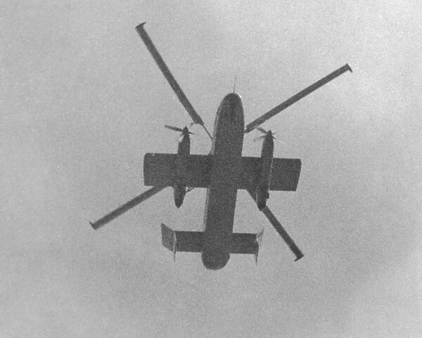 xxxx. The Fairey Rotodyne prototype XE521 during its first flying demonstration