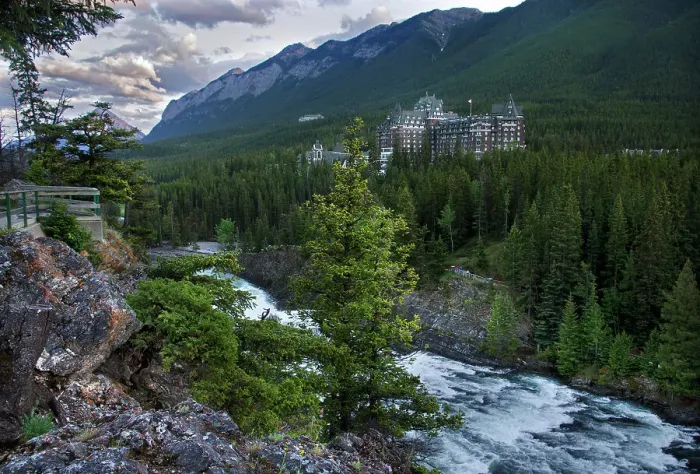 Framed Print : Fairmont Banff Springs Hotel Framed Print : Fairmont Banff Springs Hotel