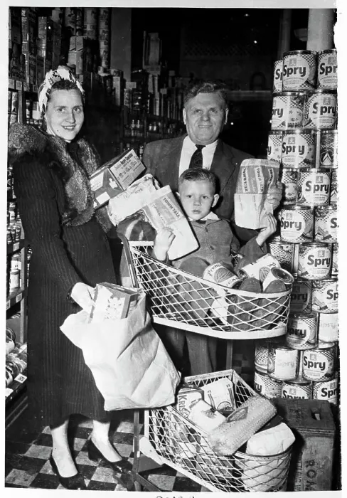 Framed Print : Family Buying Groceries Framed Print : Family Buying Groceries