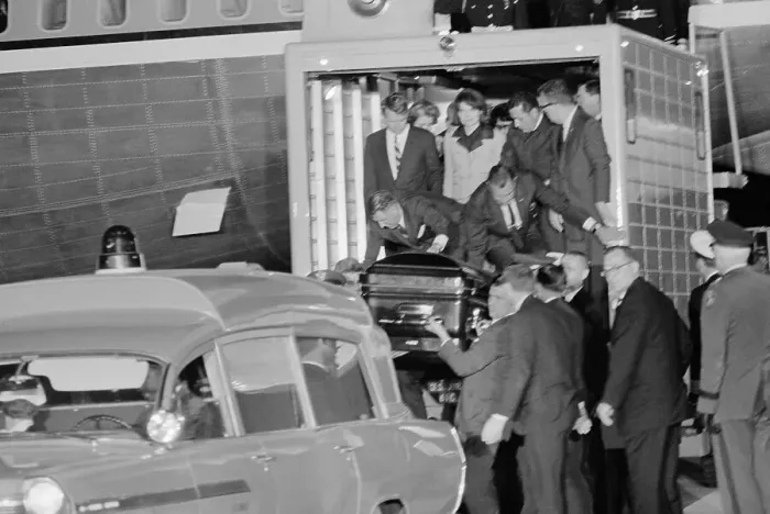 Framed Print : Family Members with Casket Carrying President John F. Kennedy