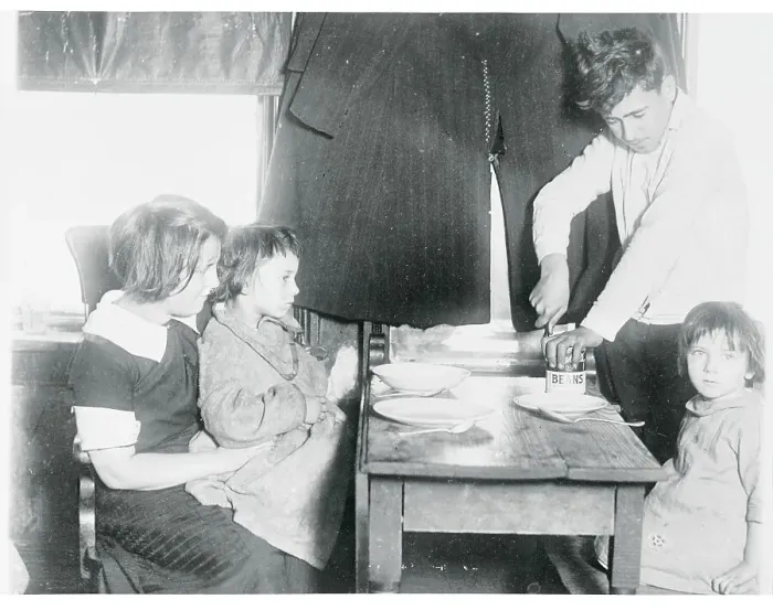 Framed Print : Family Waiting to Eat Framed Print : Family Waiting to Eat