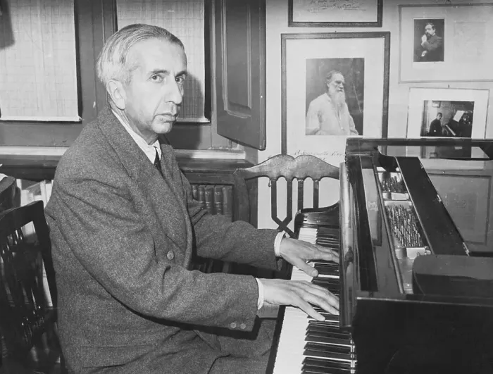 Framed Print : Famous Italian Musician Alfredo Casella at Piano Framed Print : Famous Italian Musician Alfredo Casella at Piano