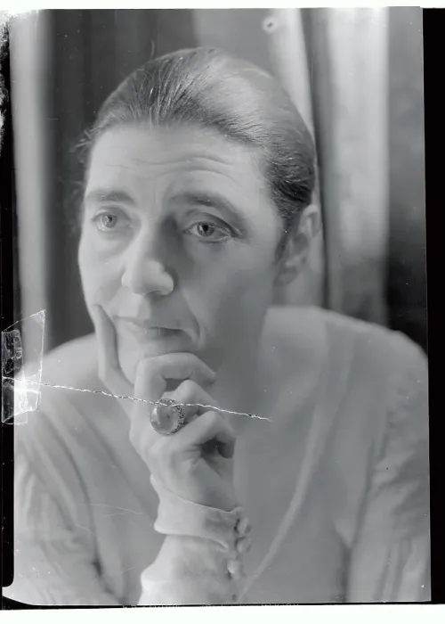 Framed Print : Fannie Hurst with Hand on Chin Framed Print : Fannie Hurst with Hand on Chin